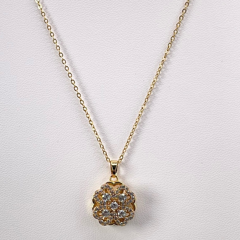 Gold Spinning Diamond Clover Necklace